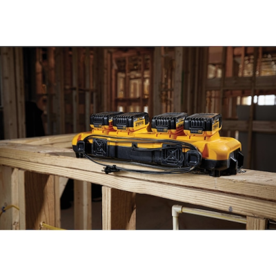 DEWALT დამტენი 18V 4 სექციით-DCB104-QW DEWALT დამტენი 18V 4 სექციით-DCB104-QW