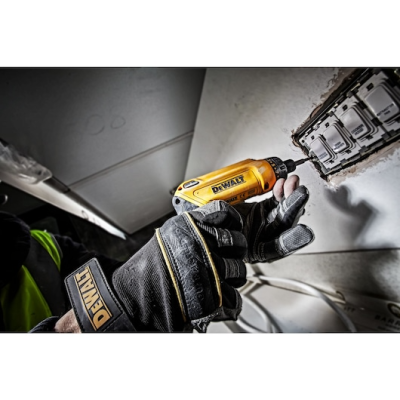 DEWALT 7.2V ავტომატური სახრახნისი აკუმლიატორზე 2აკუმლიატორი და დამტენი ქეისში.-DCF680G2-QW