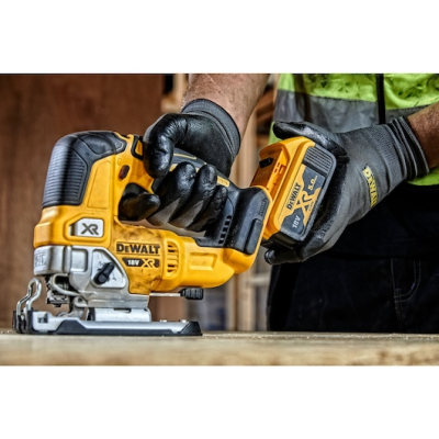 DEWALT ლობზიკი 18V აკუმლიატორის გარეშე-DCS334N-XJ
