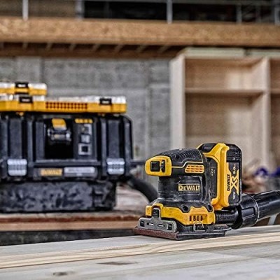 DEWALT DCW200N-XJ 18V XR ნახშირების გარეშე 1/4 სახეხი ხელსაწყო