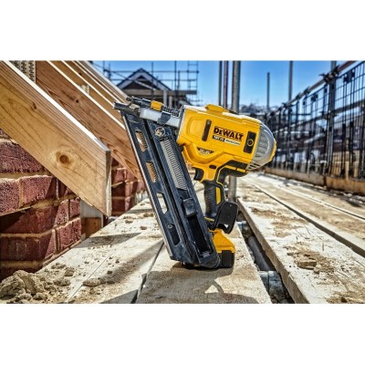 DEWALT DCN692N-XJ 18V XR აკუმლატორული ლურსმნის დასარტყმელი 90mm 